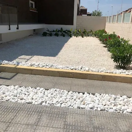 Villa Mondrian Puerto Marino