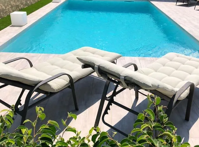 Mondrian Villa