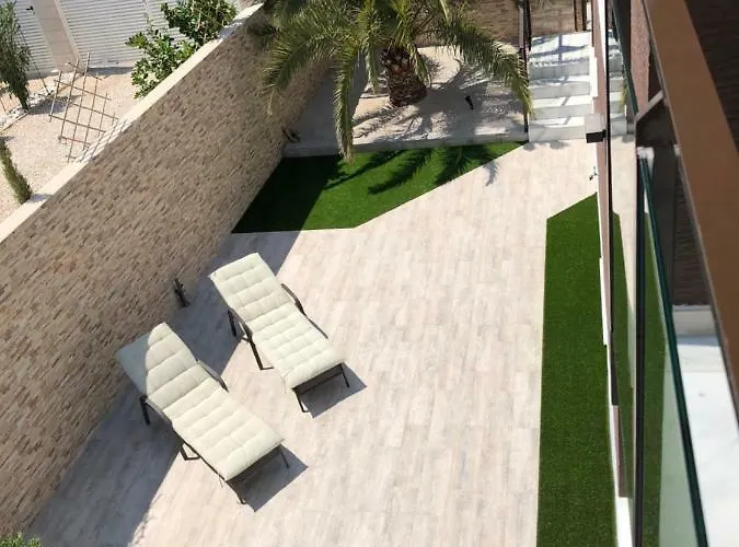 Villa Mondrian Puerto Marino